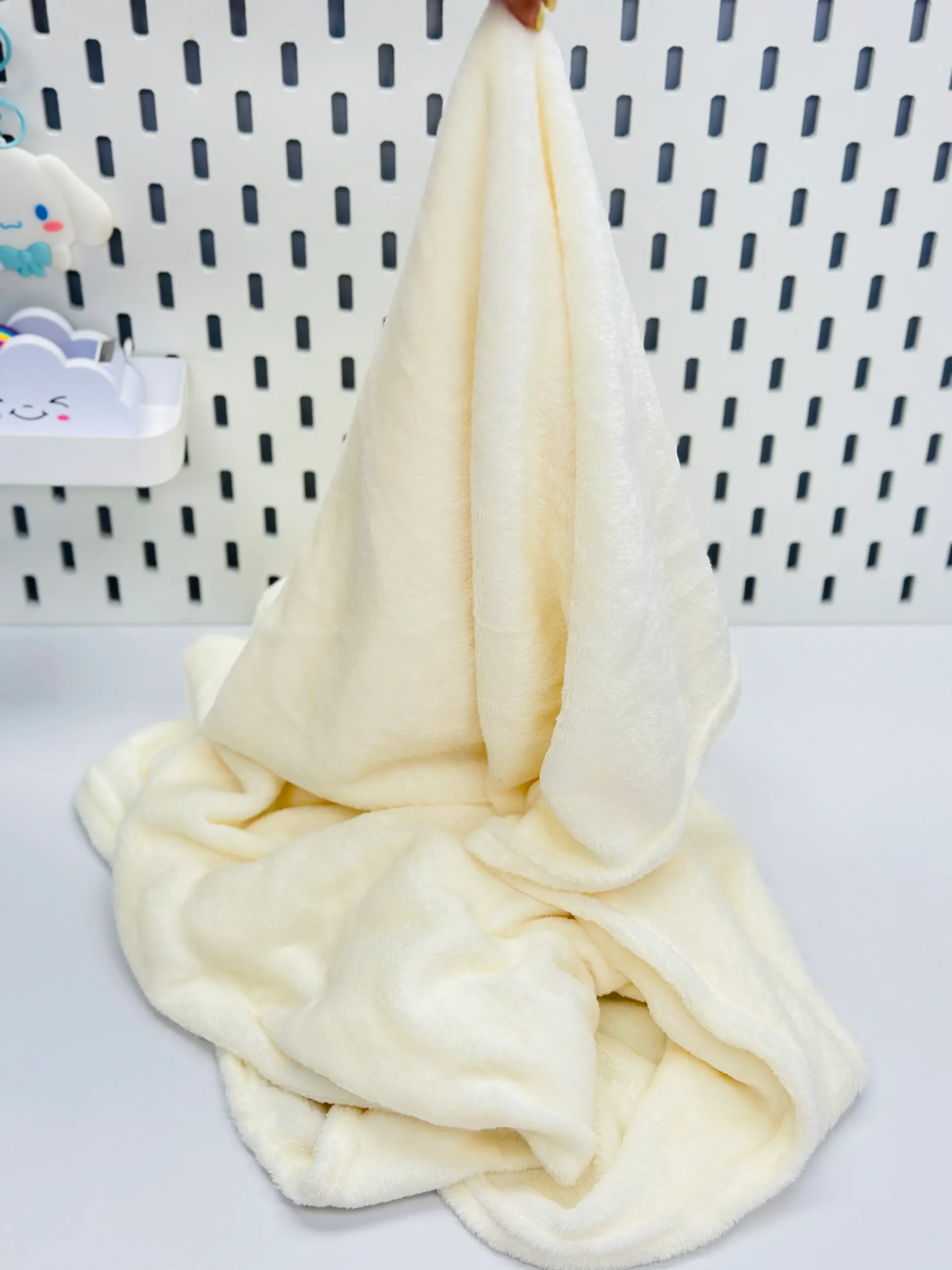 پتو بالشتی خرگوش گوش بلند سفید Rabbit